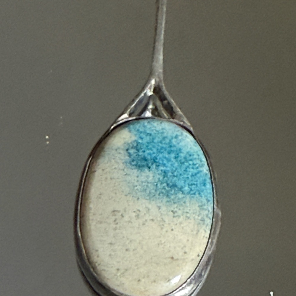 Vintage silver 925 Pendant with Blue and Cream Stone